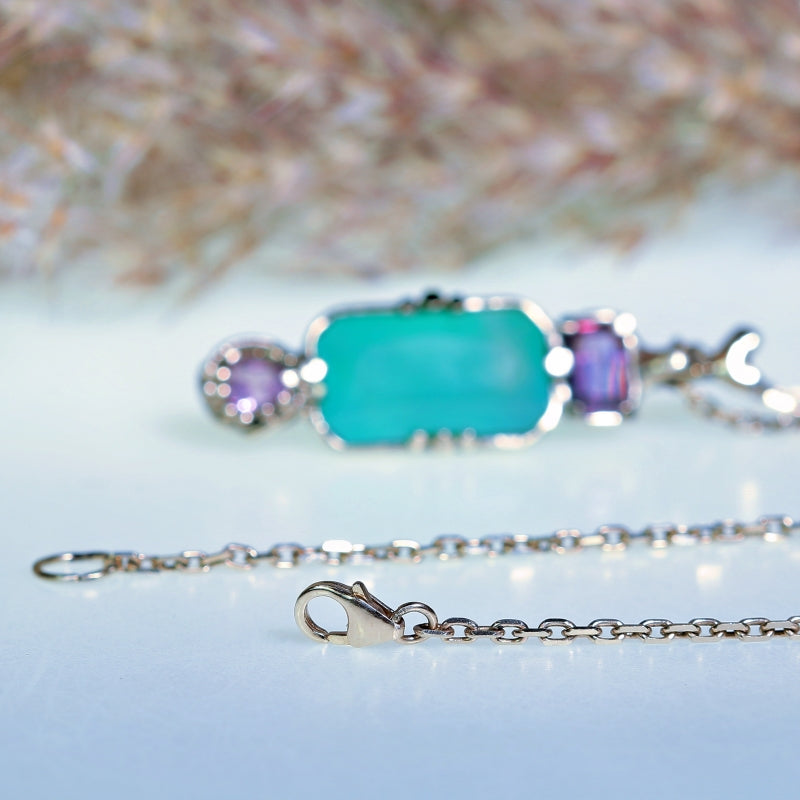 Necklace with aquaprase and spinels - white gold