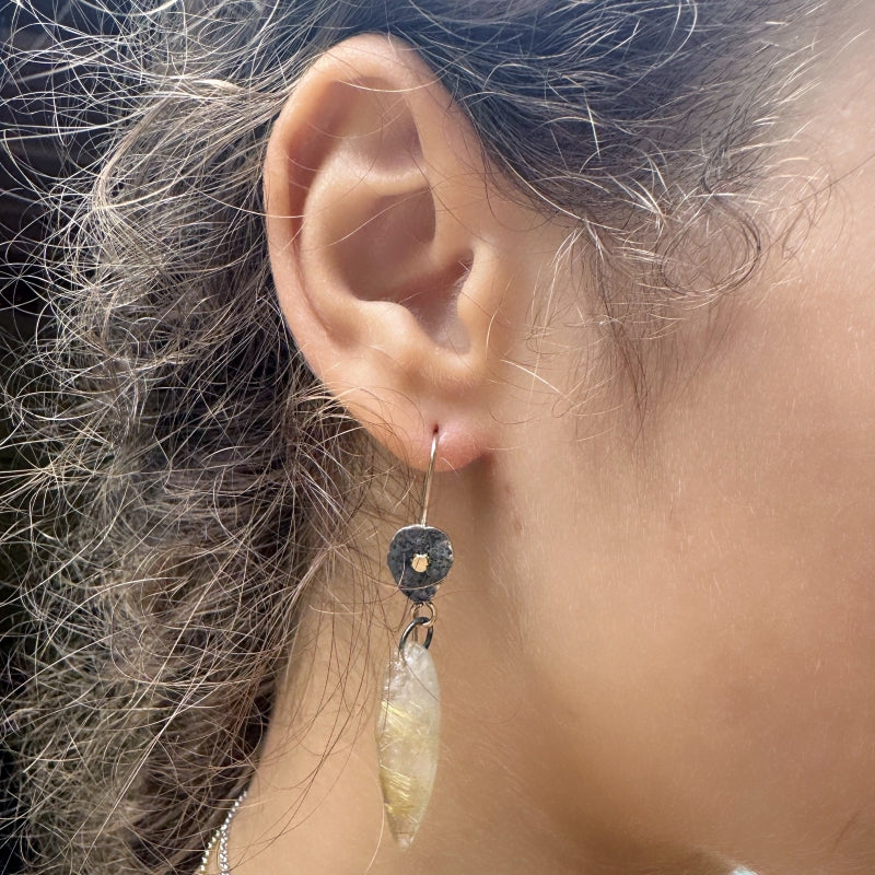 Earrings with sagenit and gold dots