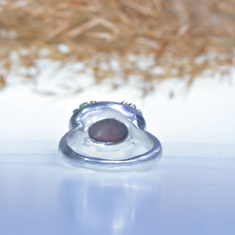 Ring with chocolate brown sapphire