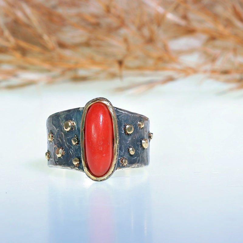 Ring with coral