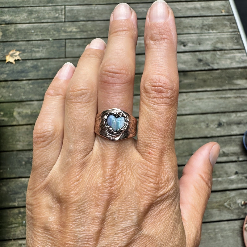 Rose gold ring with Heart Boulder opal