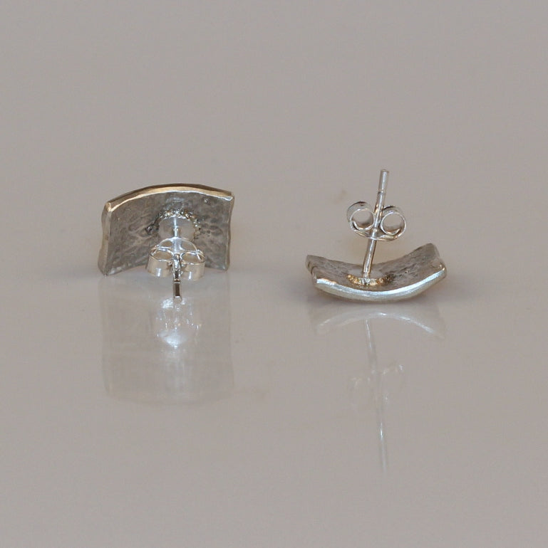 Simply metals stud earrings with gold line