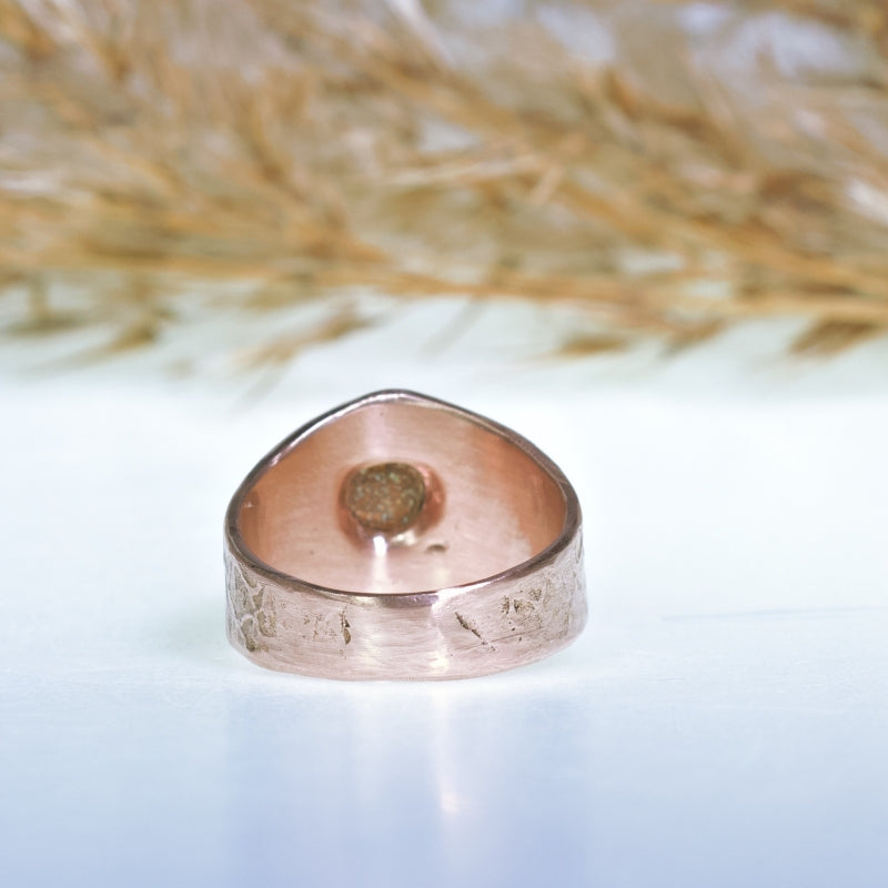 Rose gold ring with Heart Boulder opal