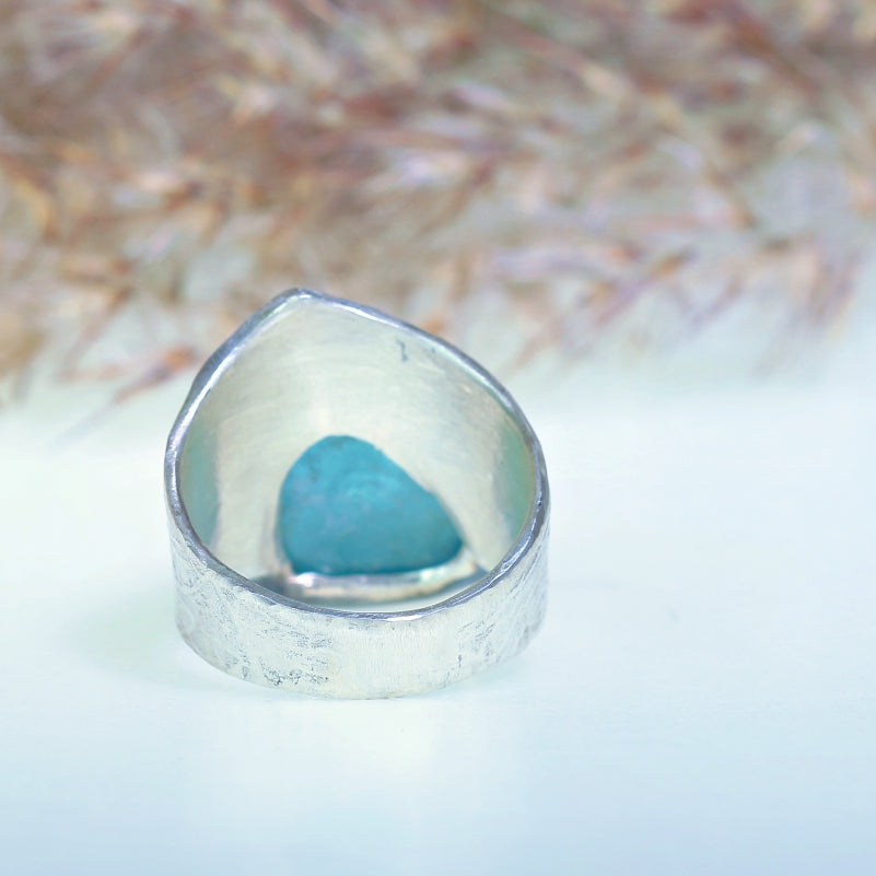 Wide ring with lagoon blue tourmaline