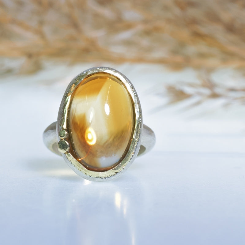 Ring with big oval citrine