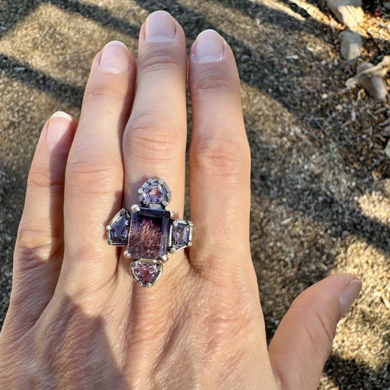 White gold ring with rutile amethyst and spinels