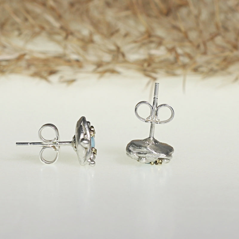 Stud earrings with larimars