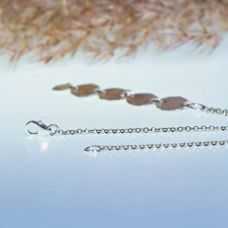 Necklace with sterling silver structure plates