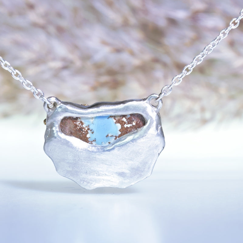 Necklace with turquoise and gold rays