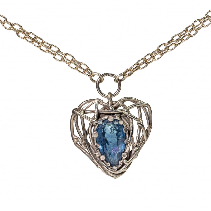 White gold necklace Heart with blue tourmaline