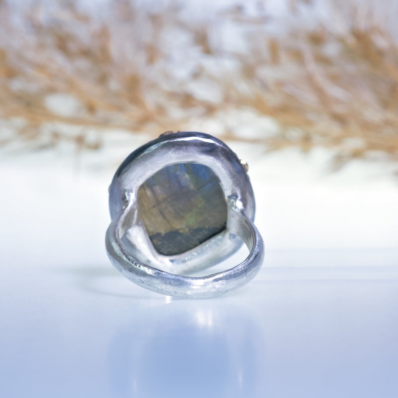Ring with rose cut labradorite and gold dots