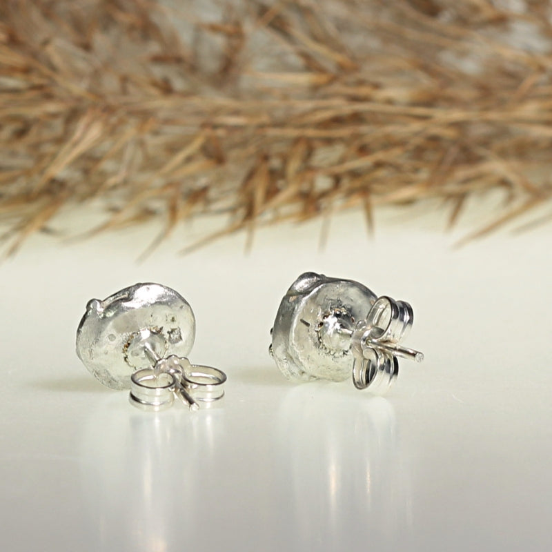 Stud earrings with black spinels - bigger size
