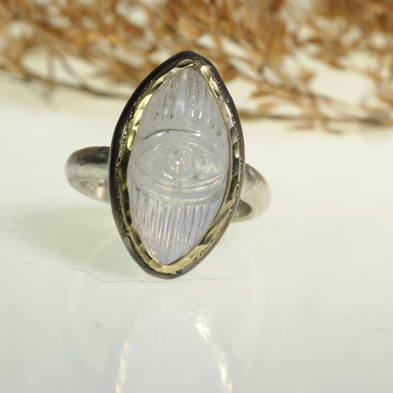 Ring with rainbow moonstone - third eye