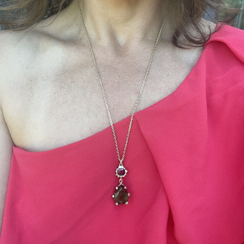 Gold necklace with moldavite and Umbalite garnet