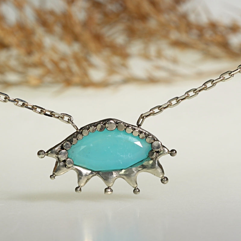 White gold necklace Eye with Peruvian opal