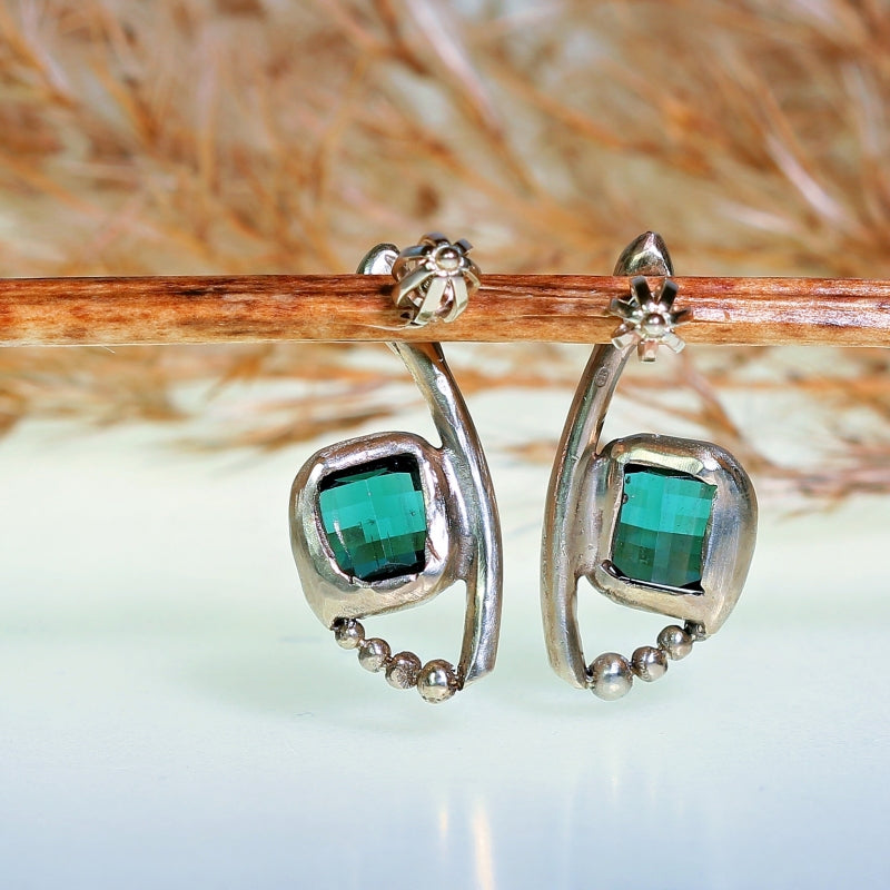 White gold earrings with pixel cut tourmalines