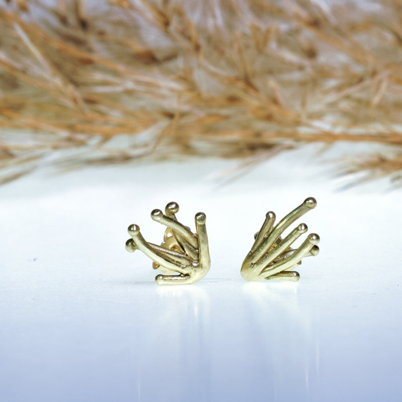 Gold stud earrings Fire