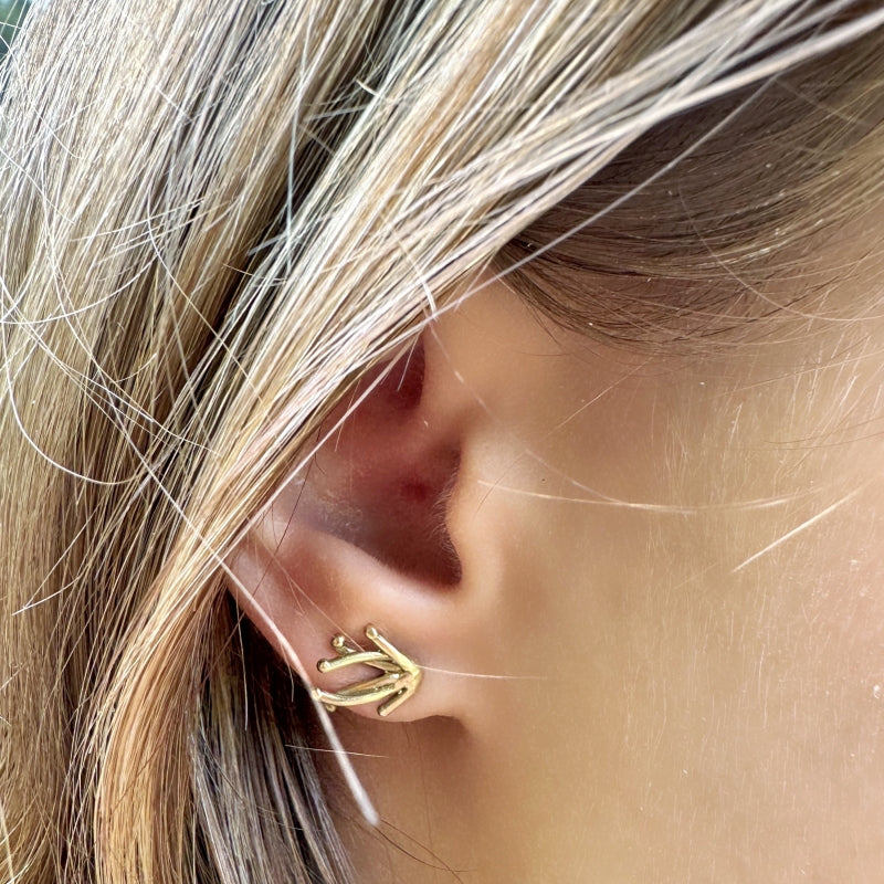 Gold stud earrings Fire