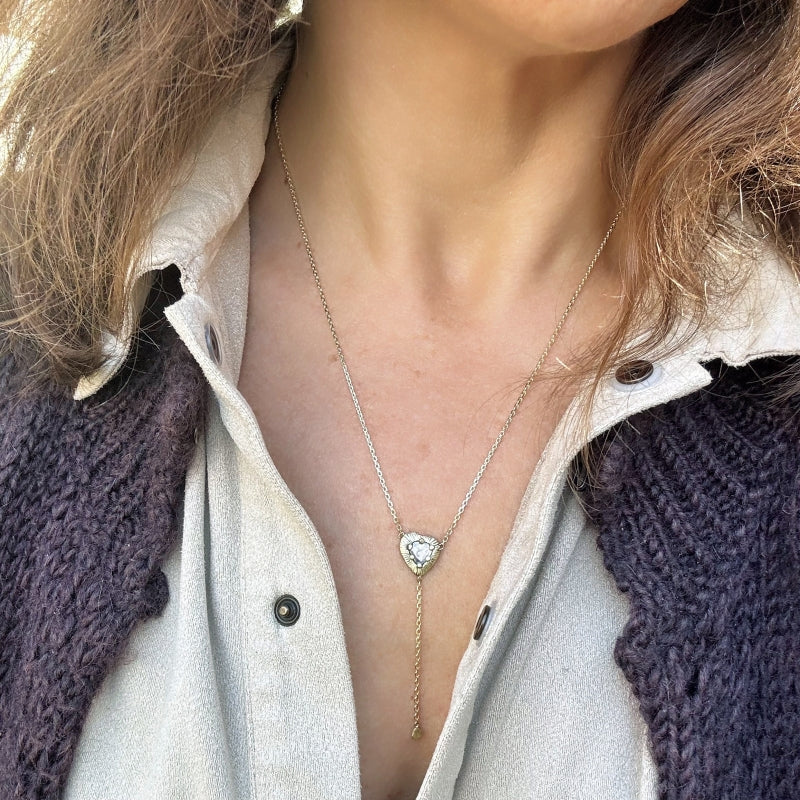 Gold lariat necklace with Trapiche diamond
