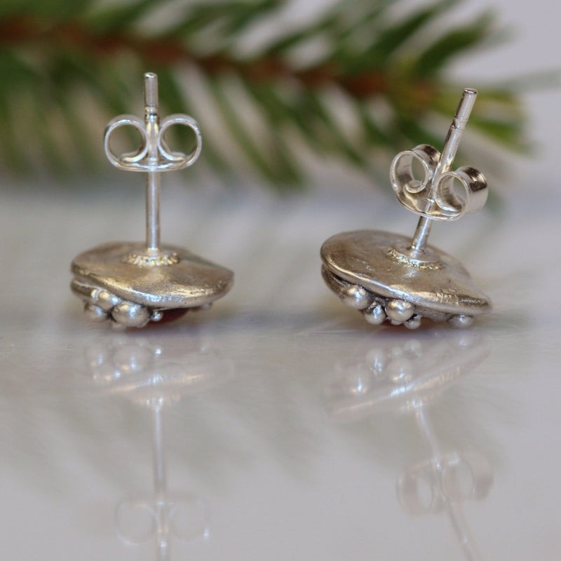 Stud earrings Galaxy with rhodolite garnet