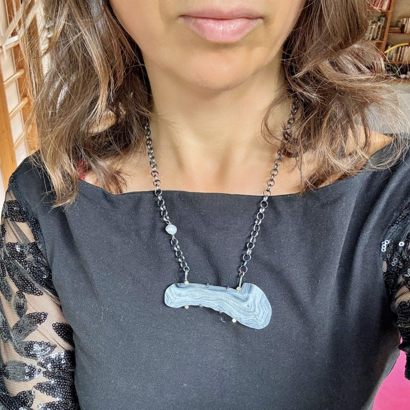 Necklace with big chalcedony rose