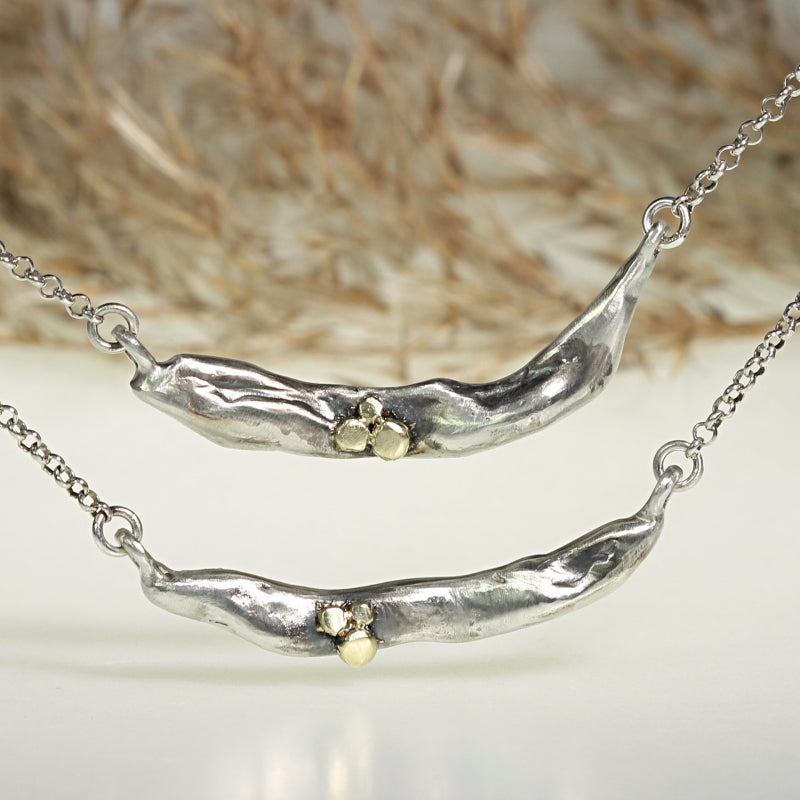 Necklace Simply metals with three gold dots