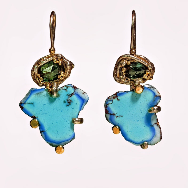 Earrings with turquiose and sapphire