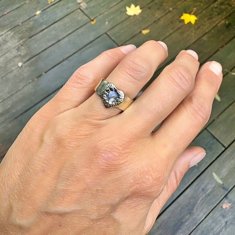 Gold ring Heart with Trapiche diamond