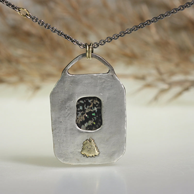 Necklace with leopard opal from Mexico