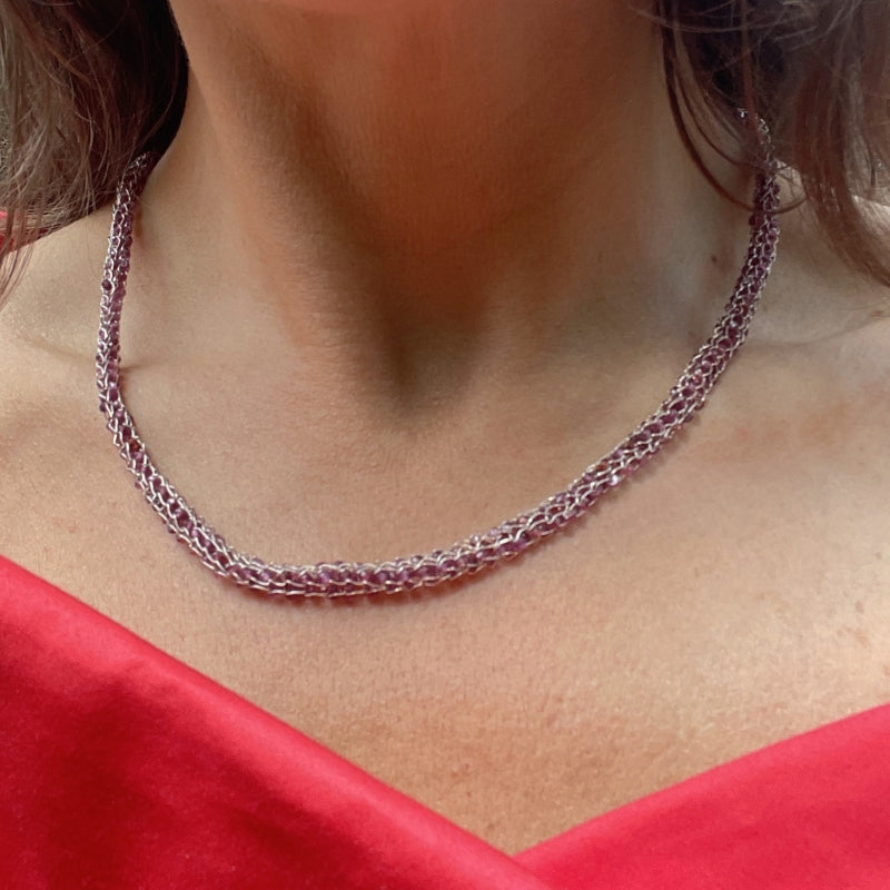 Energy necklace with rhodolites garnets
