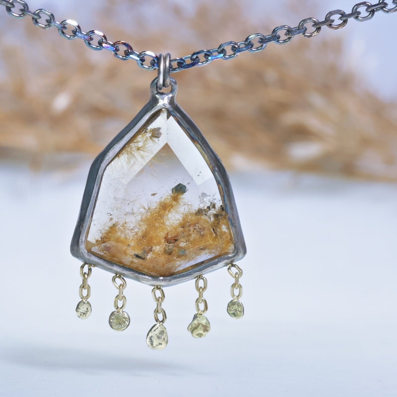 Necklace with amazing sagenite