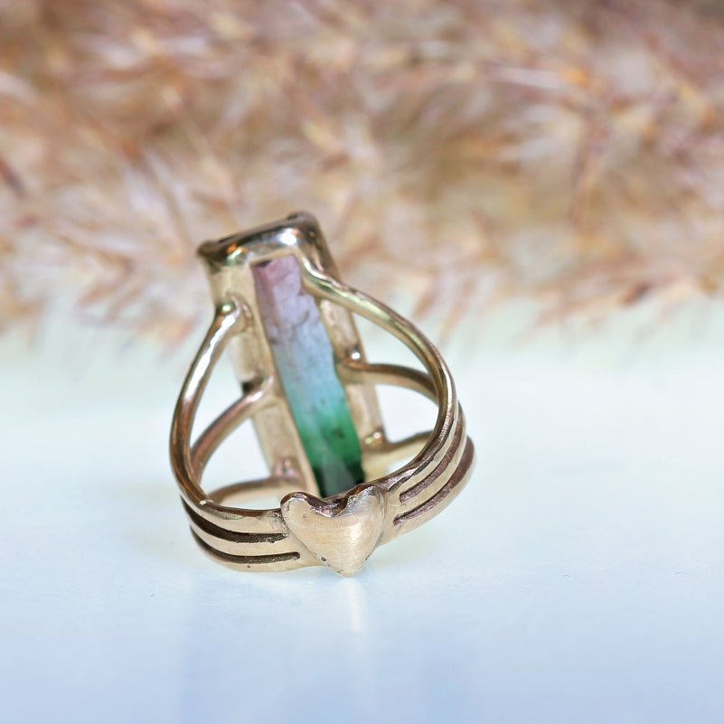 White gold ring with tricolor tourmaline