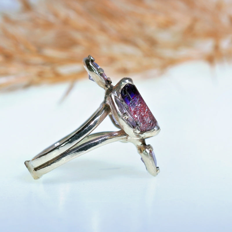 White gold ring with rutile amethyst and spinels