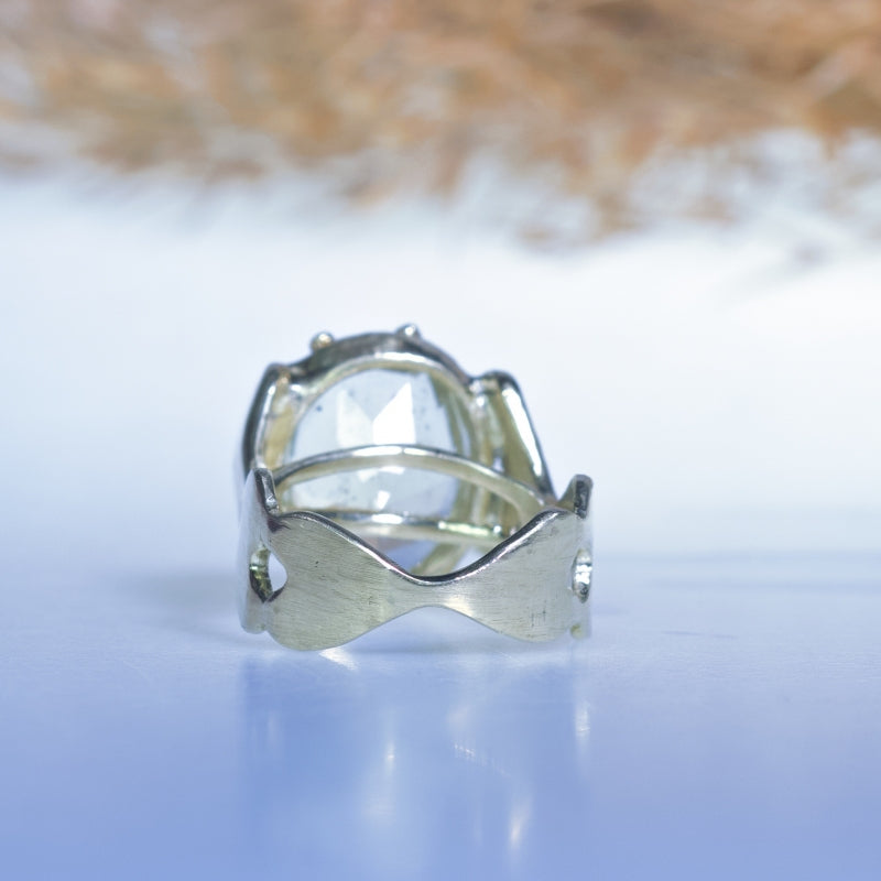 Gold ring with Libyan Desert Glass and heart band