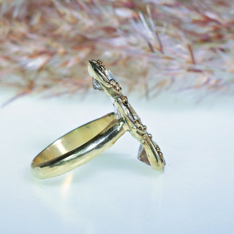 Gold ring with three petroleum quartz