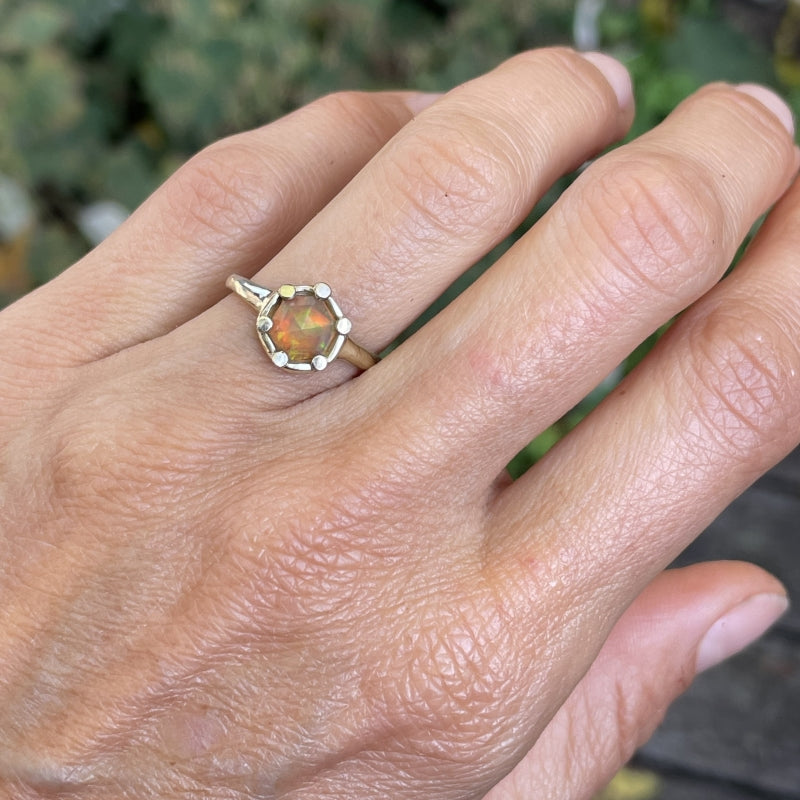 Gold ring with Ethiopian opal