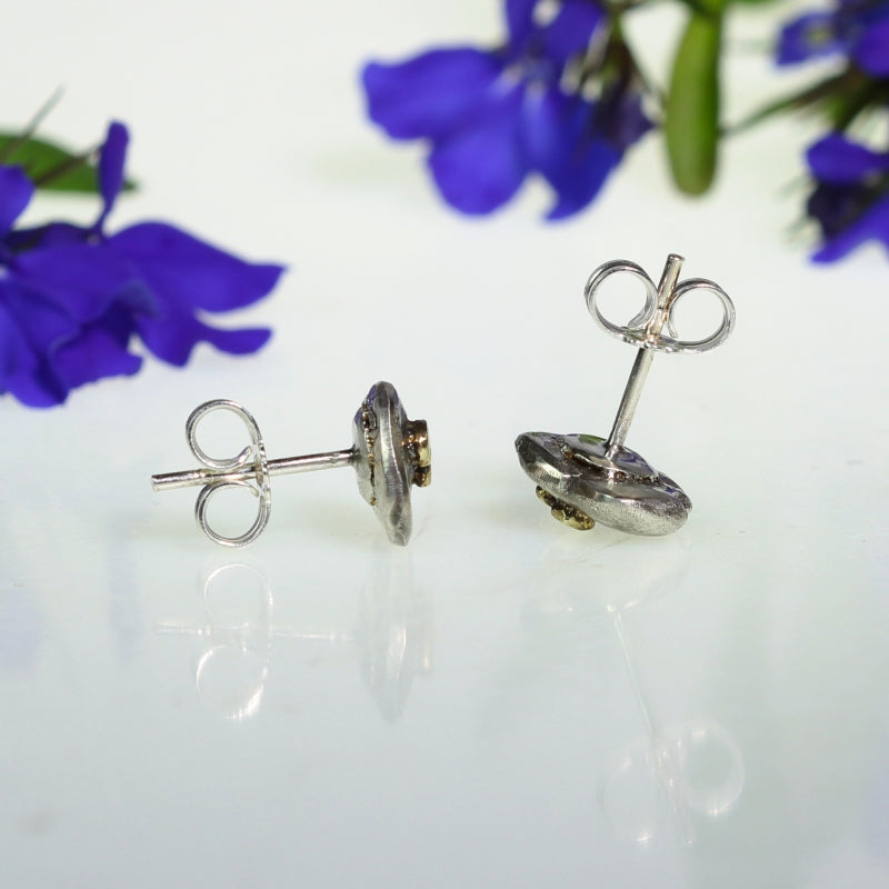 Stud earrings Simply metals irregular shape