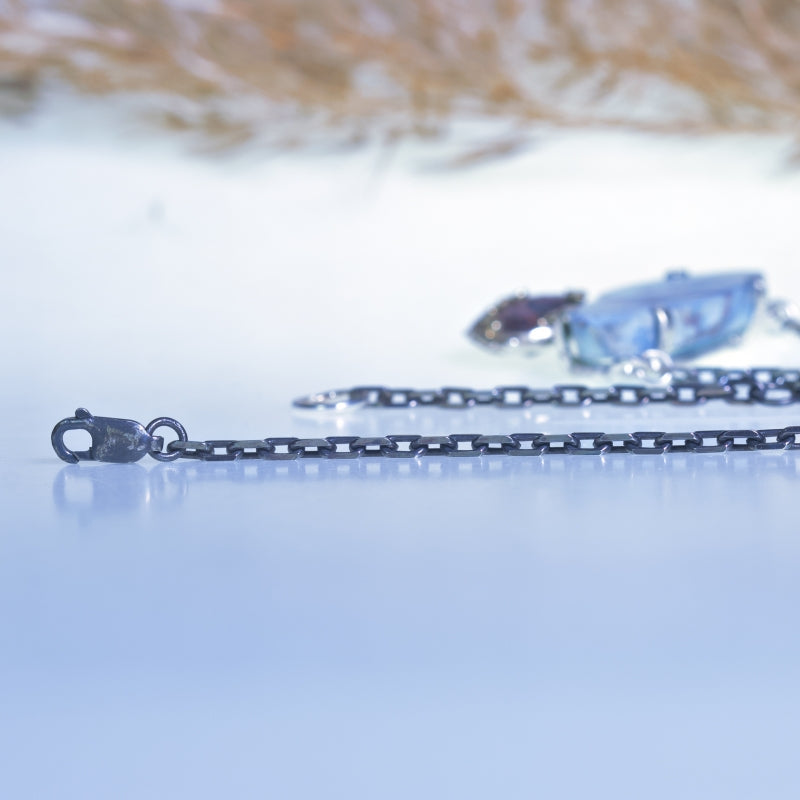Necklace with turquoise and Winza sapphire