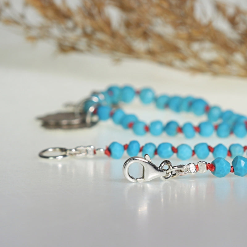 Long necklace Spirit with turquoises and three silver pendants