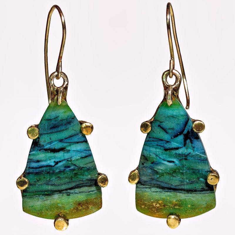 Earrings with indonesian opals and gold dots