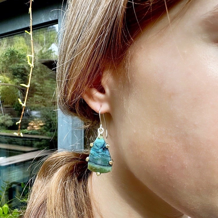 Earrings with indonesian opals and gold dots