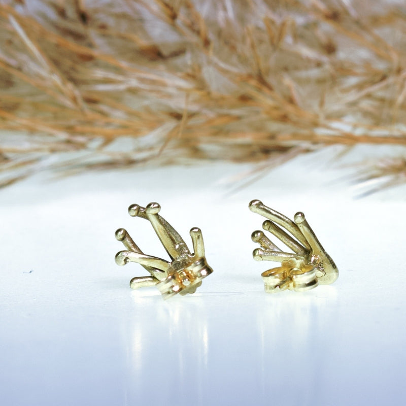 Gold stud earrings Fire