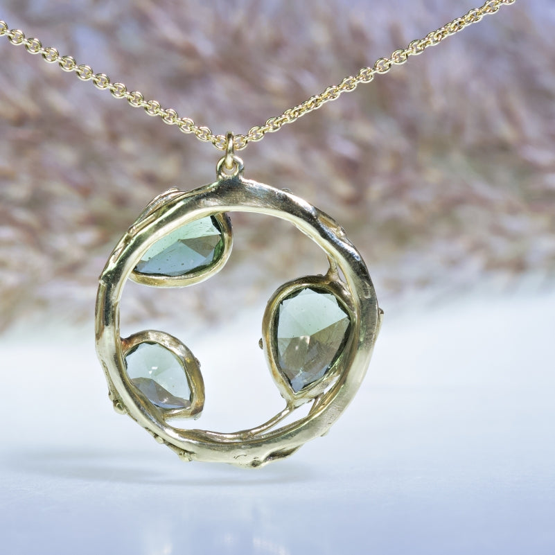 Gold necklace Circle with three luxury moldavites