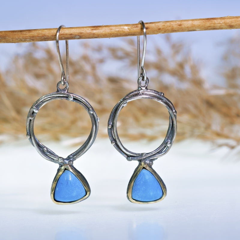 Hanging circle earrings with ceruleite