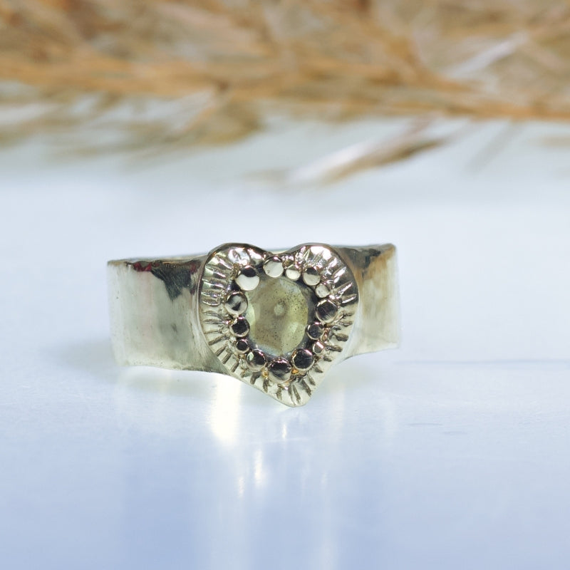 Gold ring Heart with Trapiche diamond